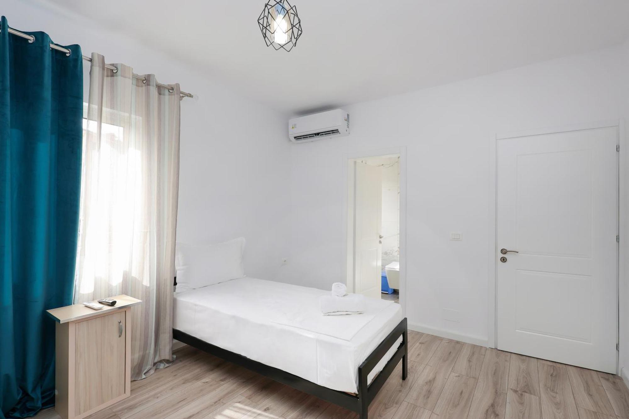 Guesthouse Noke Berat Exterior photo